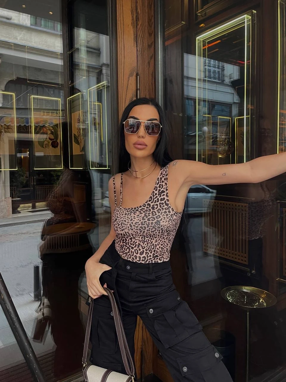 Kadın Leopar Desenli Çift Askılı Tek Kol Crop Bluz HZL24S-ZK11011