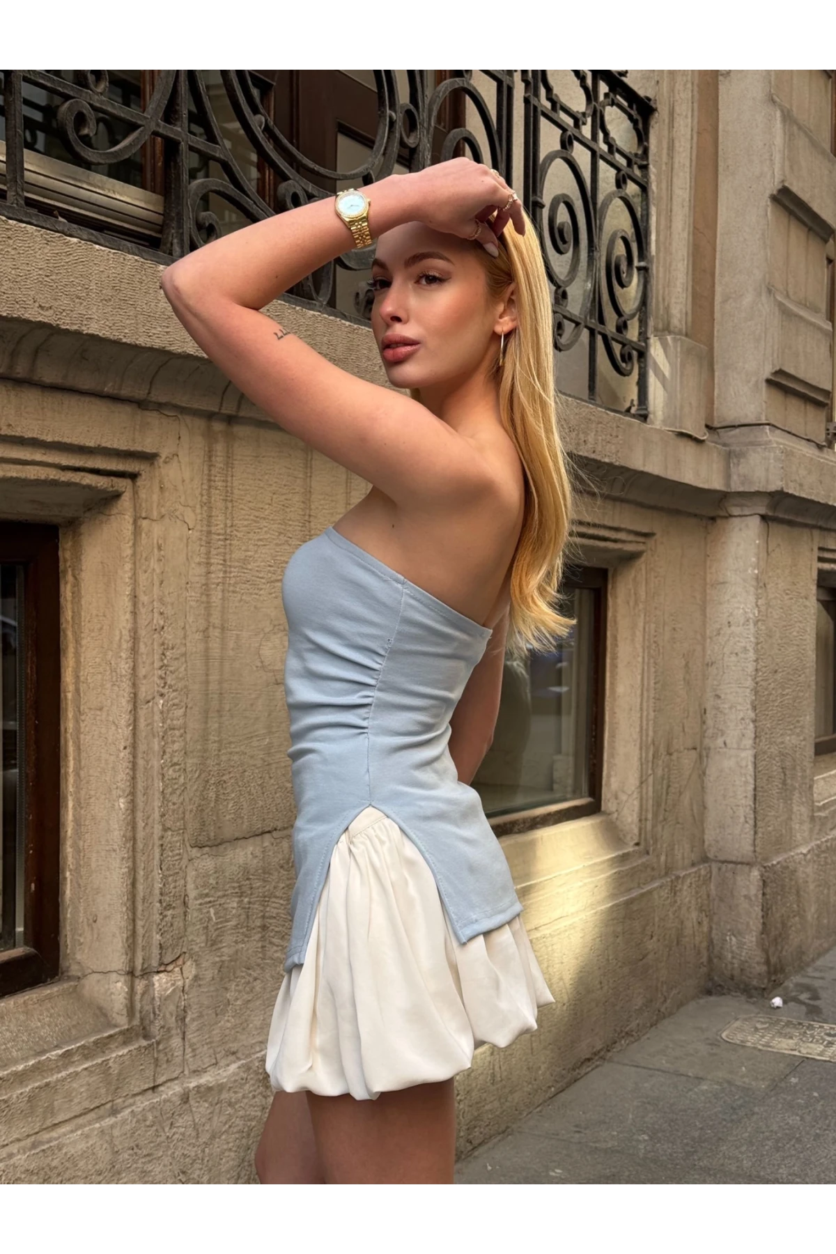 Kadın Mavi Yanı Büzgülü Çift Yırtmaçlı Straplez Bluz HZL24S-ZK13091