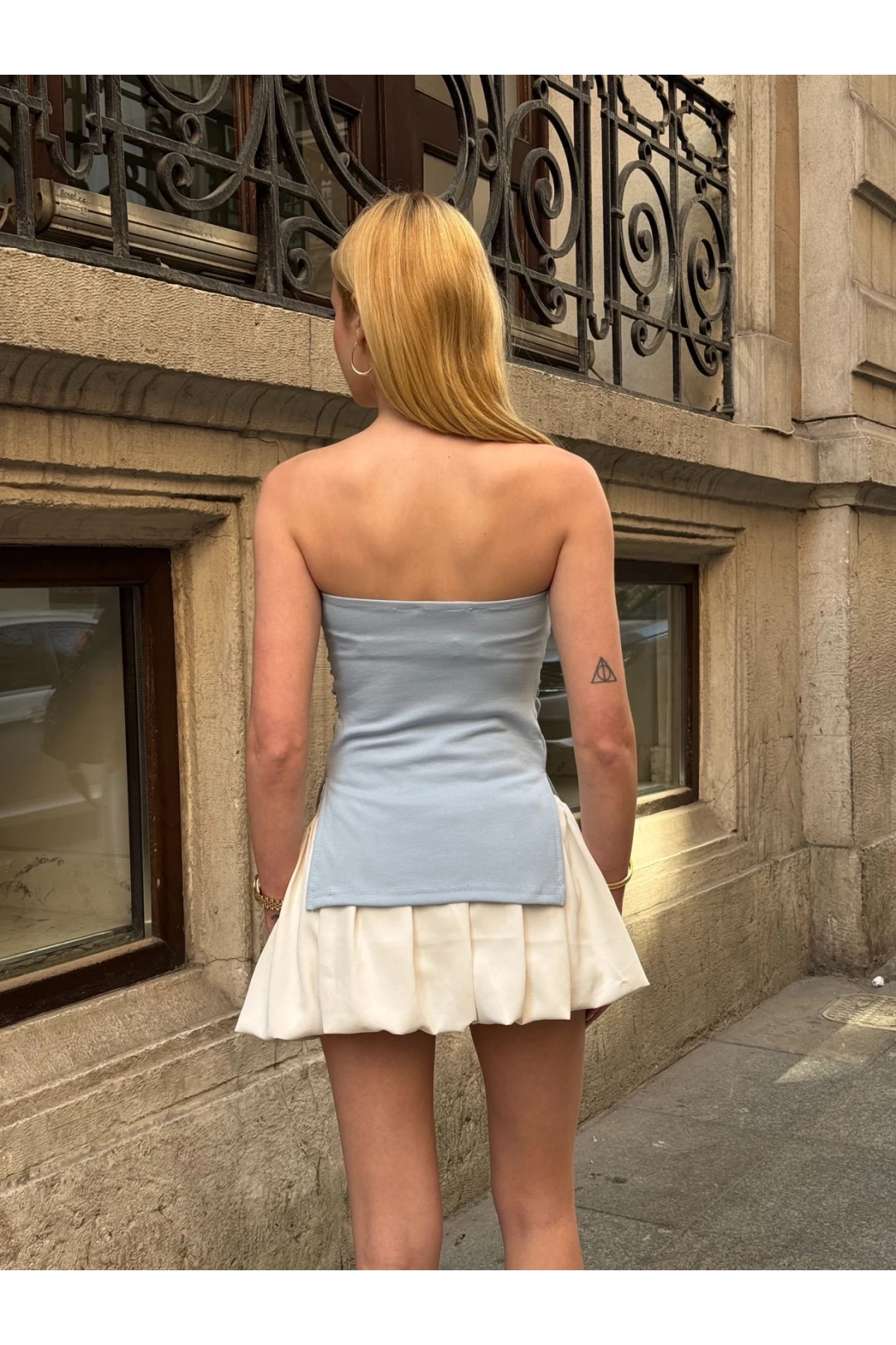 Kadın Mavi Yanı Büzgülü Çift Yırtmaçlı Straplez Bluz HZL24S-ZK13091