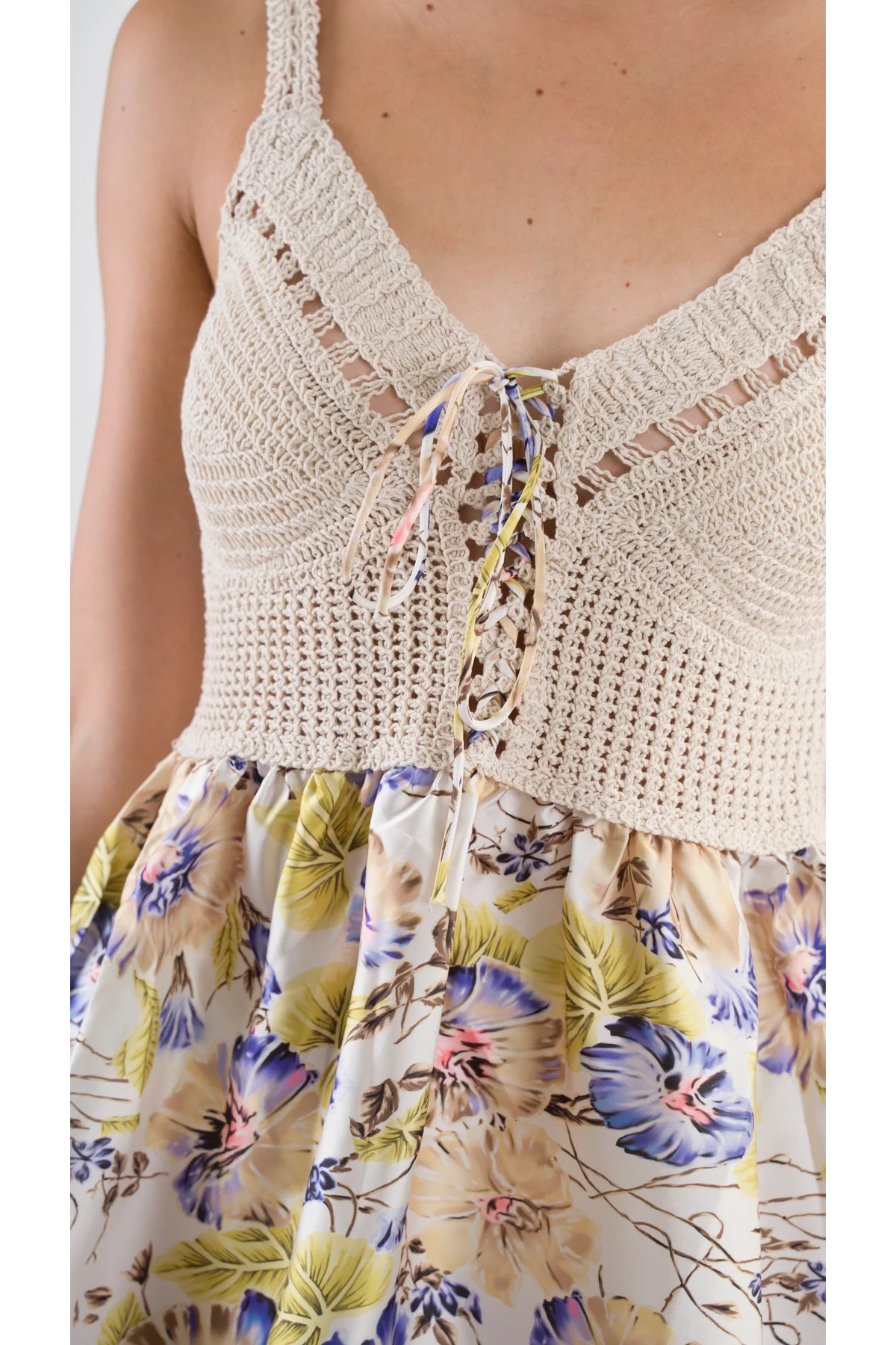 Kadın Mor Önden İp Bağlamalı Ajurlu Model Saten Yüzeyli Mini Elbise HZL24S-YY250