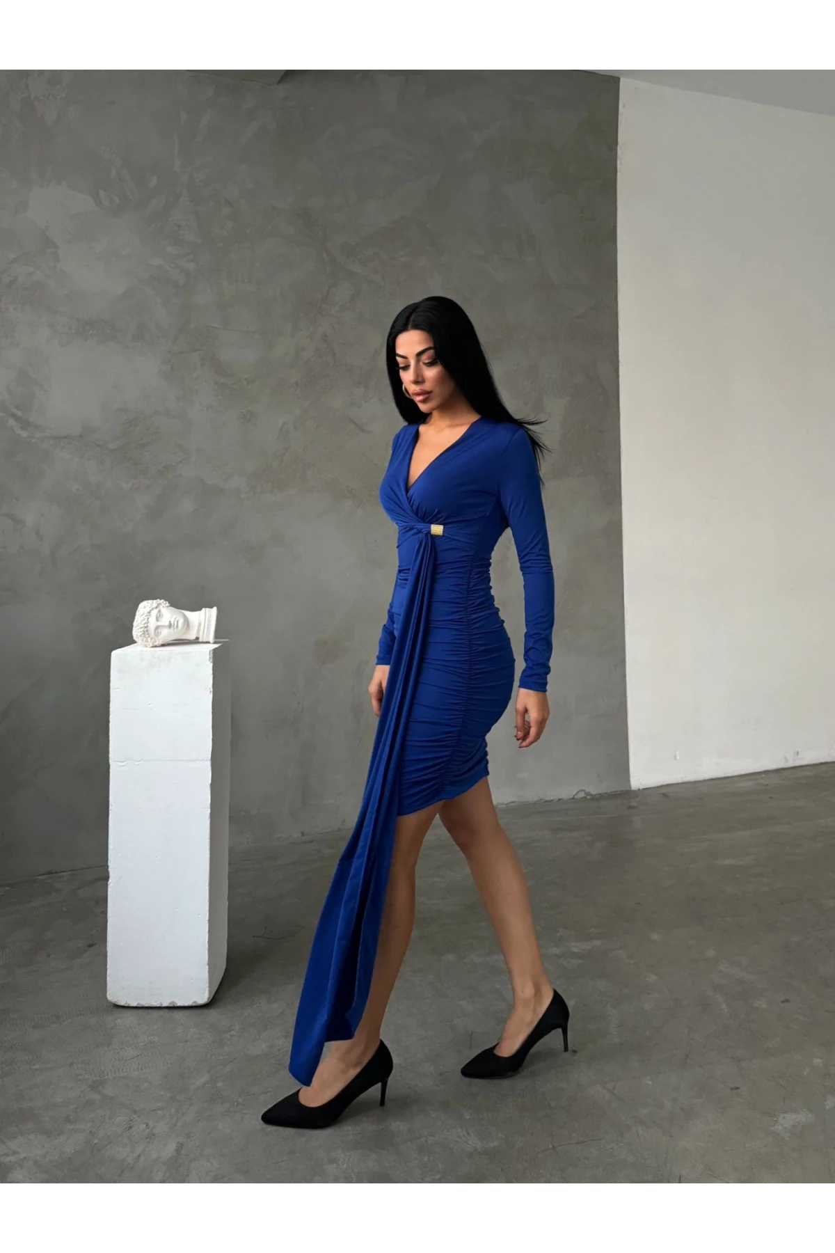 Kadın Saks Mavi V Yaka Toka Ve Büzgü Detaylı Elbise HZL25W-FRY122611