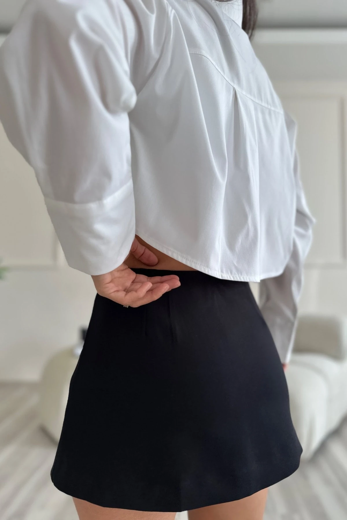 Kadın Siyah Asimetrik Kesim Şort Etek HZL25S-ZK10511