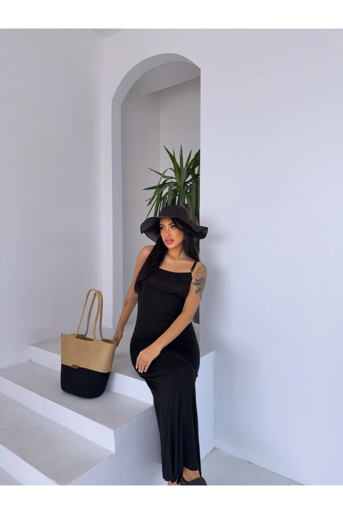 Kadın Siyah Ayarlanabilir Askılı Midi Boy Elbise HZL25S-FRY122921