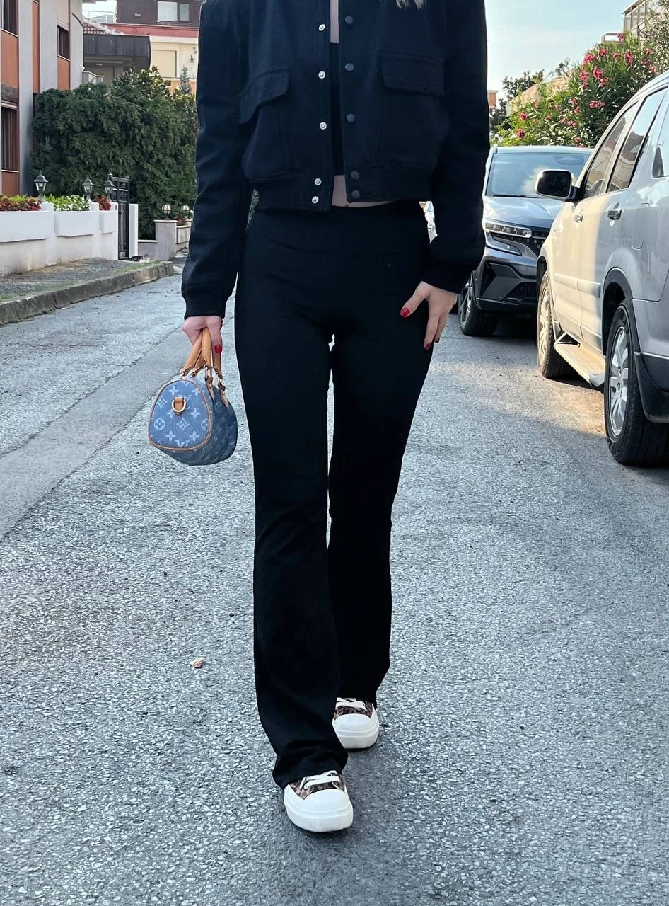 Kadın Siyah Bel Katlamalı İspanyol Paça Pantolon HZL24S-ZK11401