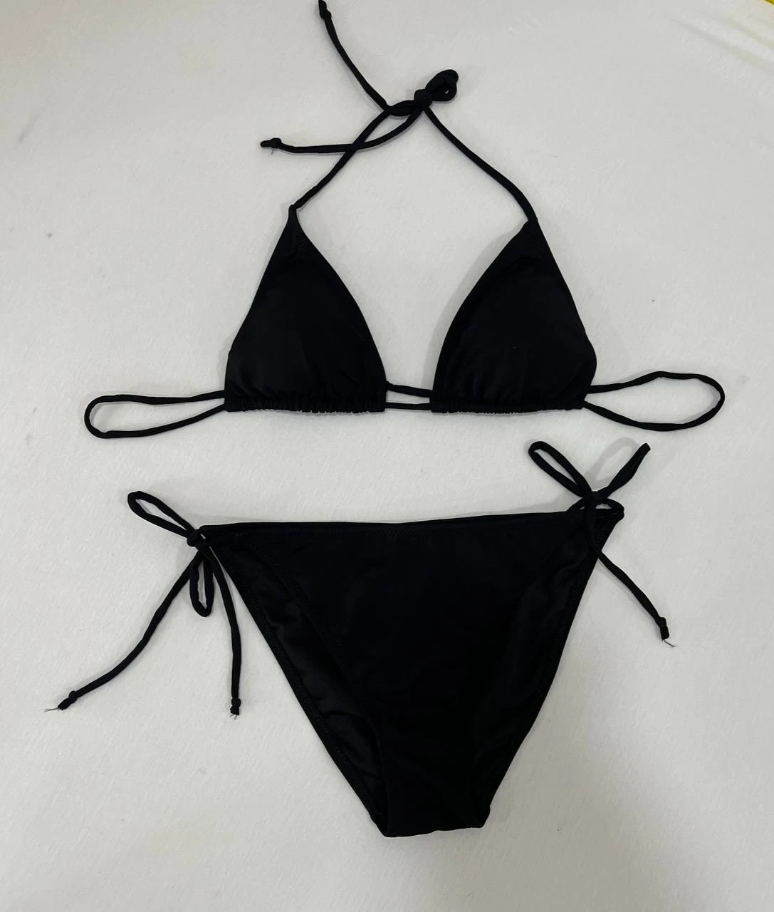 Kadın Siyah Boyundan İp Bağlamalı Üçgen Bikini Takımı HZL25S-LC5005