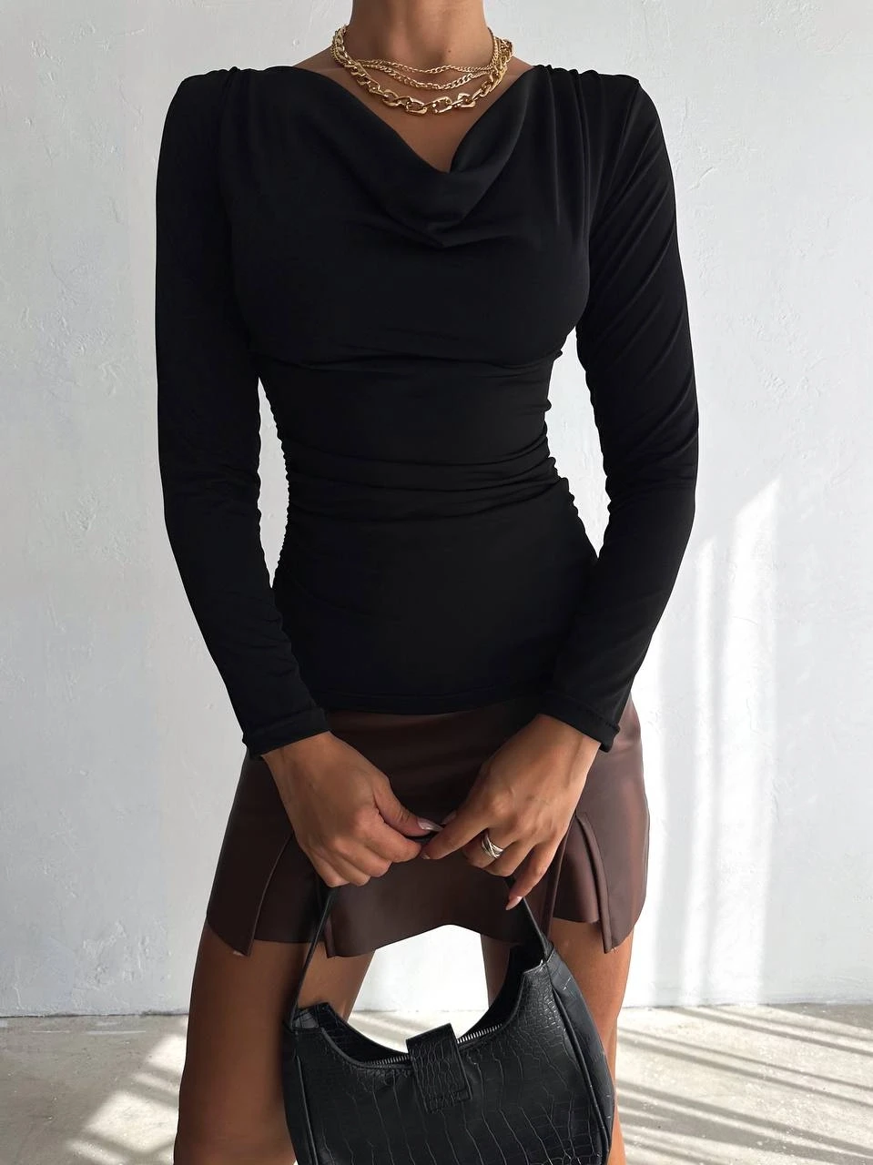 Kadın Siyah Degaje Yaka Yandan Büzgülü Uzun Kol Sandy Bluz HZL24W-FRY122481