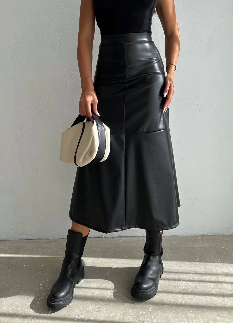 Kadın Siyah Midi Boy Fermuar Kapamalı Suni Deri Etek  HZL25W-FRY121651