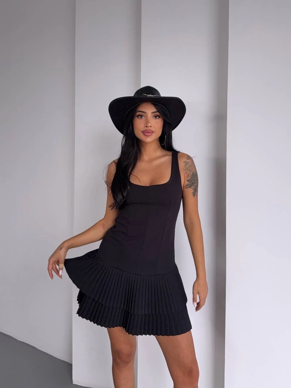 Kadın Siyah Pileli Şortlu Mini Elbise HZL25S-FRY122991