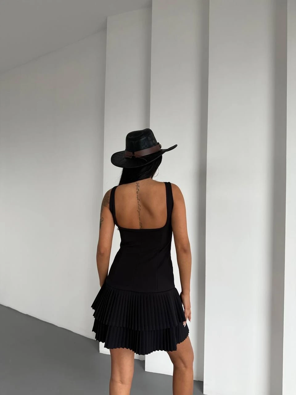 Kadın Siyah Pileli Şortlu Mini Elbise HZL25S-FRY122991