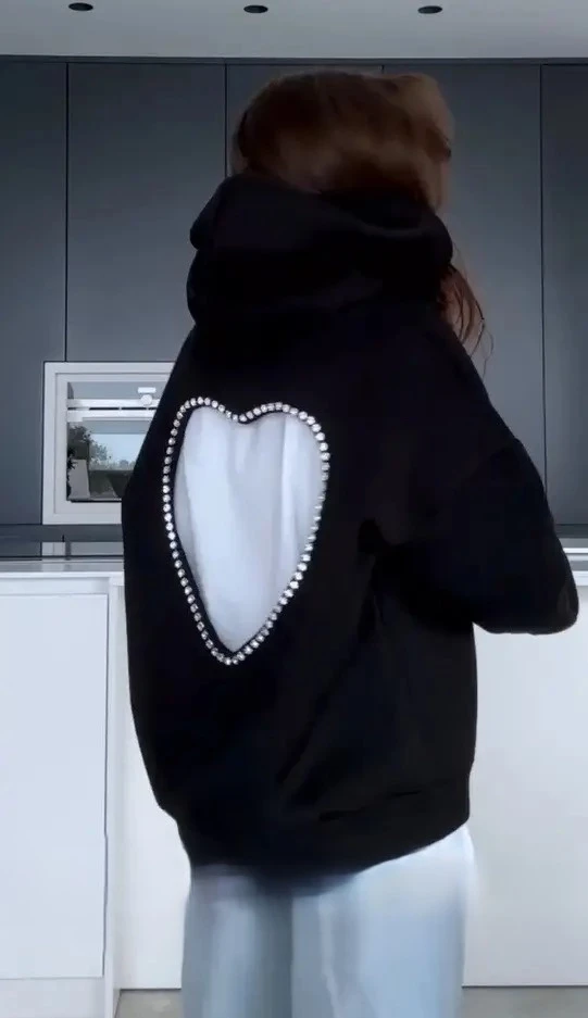 Kadın Siyah Sırtı Kalp Kesim Taşlı Kapüşonlu Oversize Sweatshirt HZL25W-DSB12701