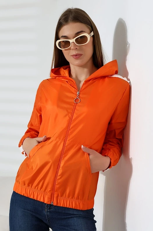 Kadın Turuncu Beyaz Şeritli Cepli Fermuarlı Kapüşonlu Mont HZL24W-DSB12401