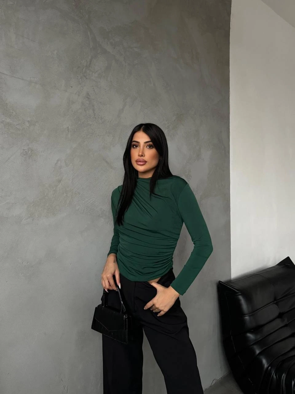 Kadın Zümrüt Omuz ve Beli Büzgülü Yarım Balıkçı Yaka Sandy Bluz HZL24W-FRY122451