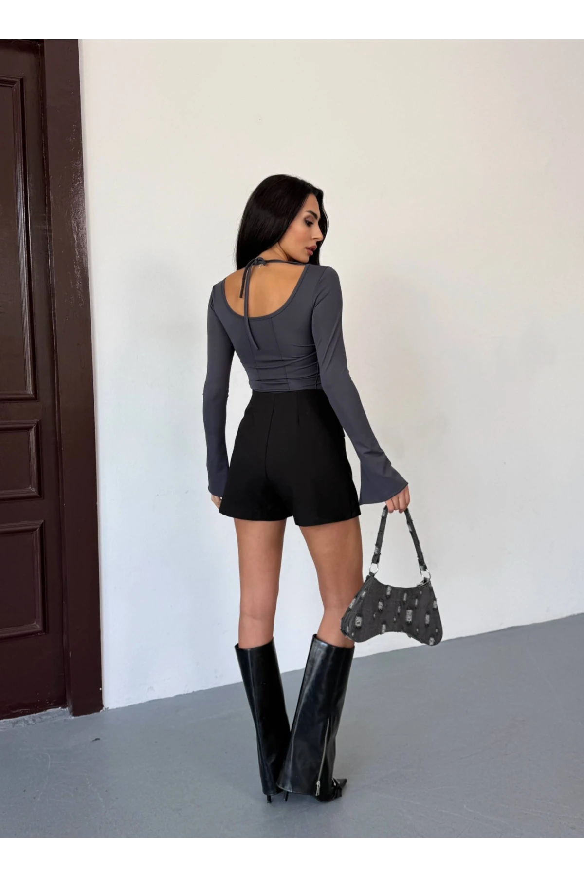 Kadın Antrasit Uzun Kollu Arkası Bağlamalı Fit Kesim Crop Bluz HZL25W-FRY122771