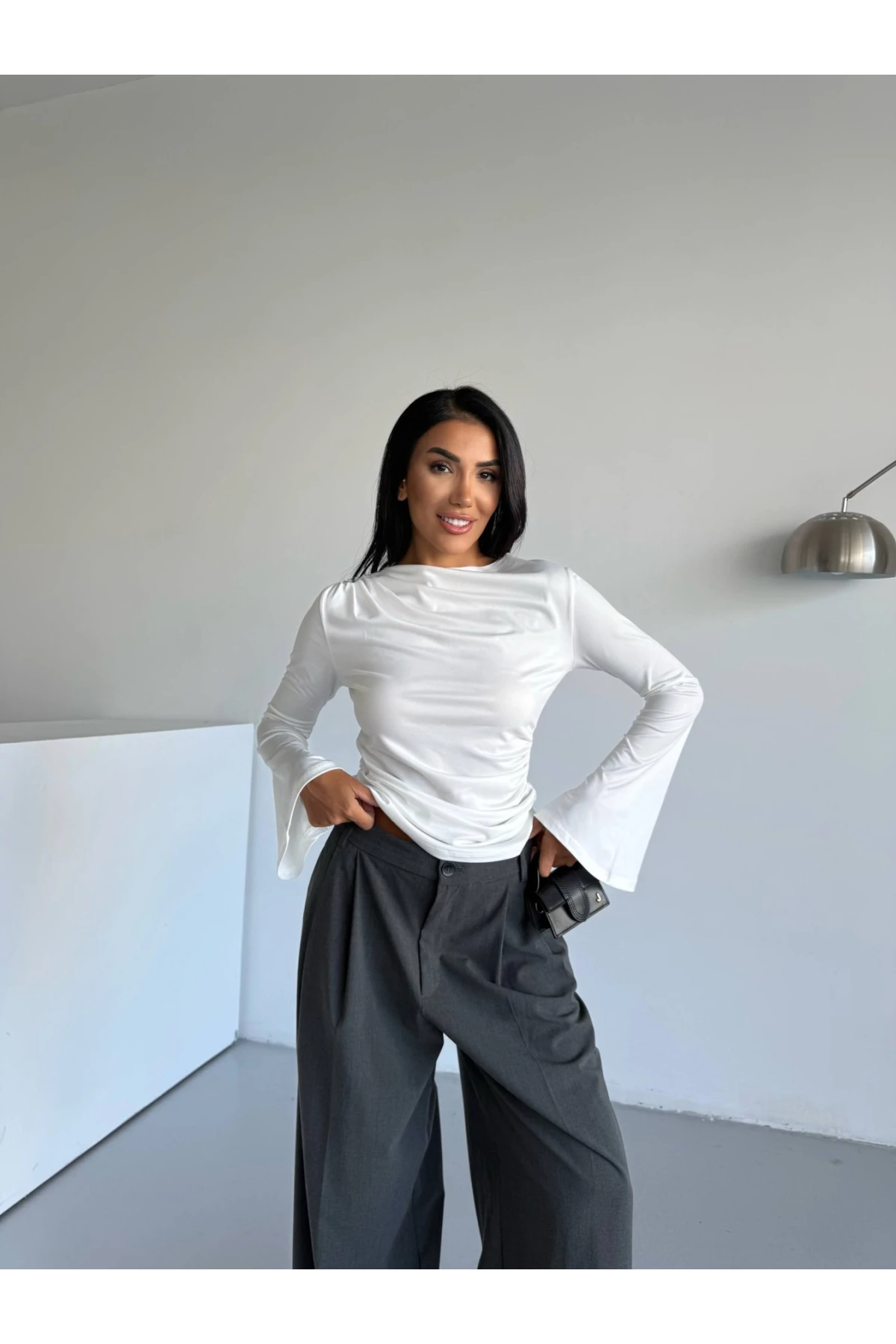 Kadın Beyaz Drape Detaylı İspanyol Kol Sany Bluz HZL25W-FRY123431