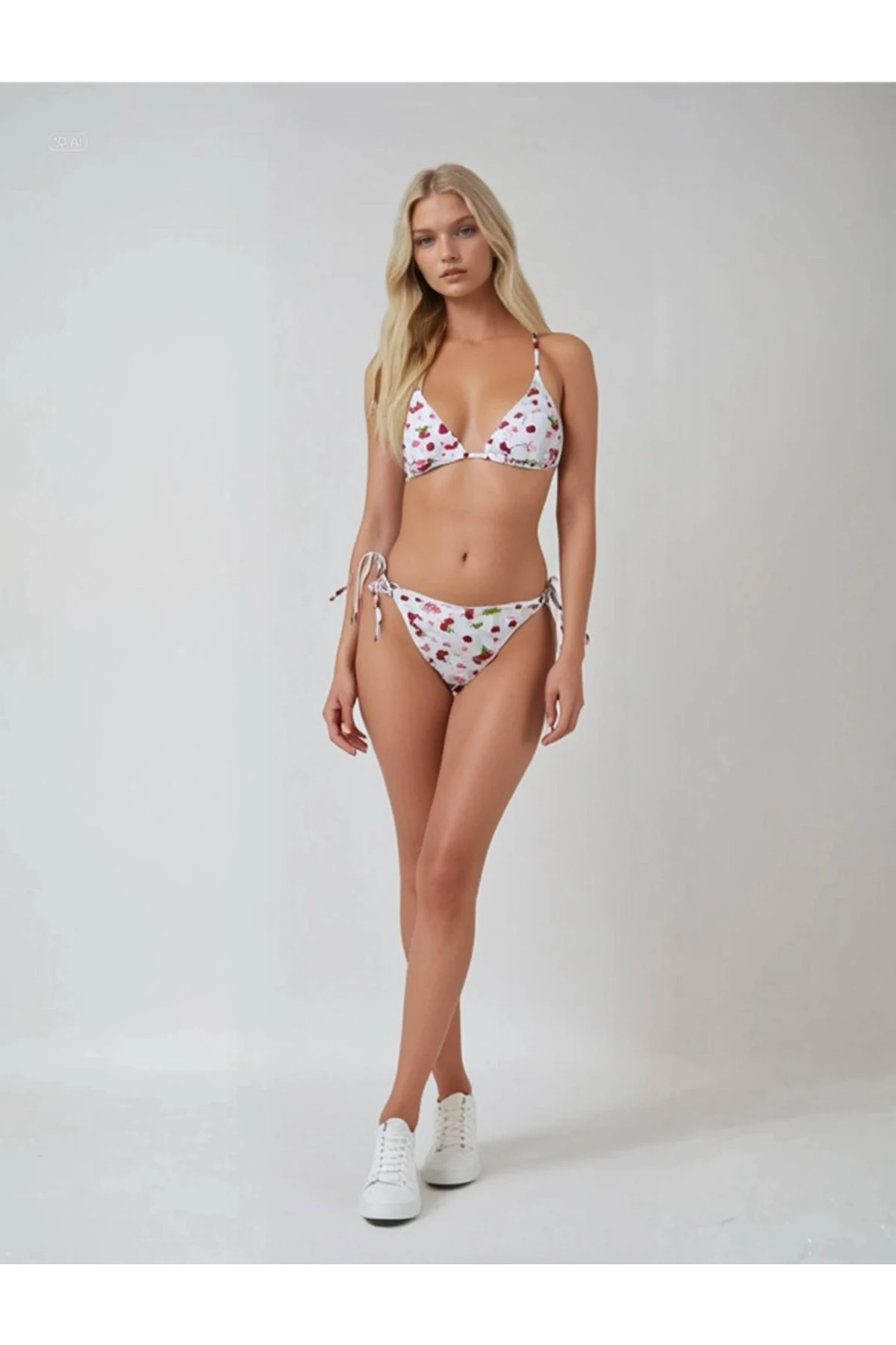 Kadın Beyaz Kiraz Temalı Boyundan İp Bağlamalı Üçgen Bikini Takımı HZL25S-LC5005