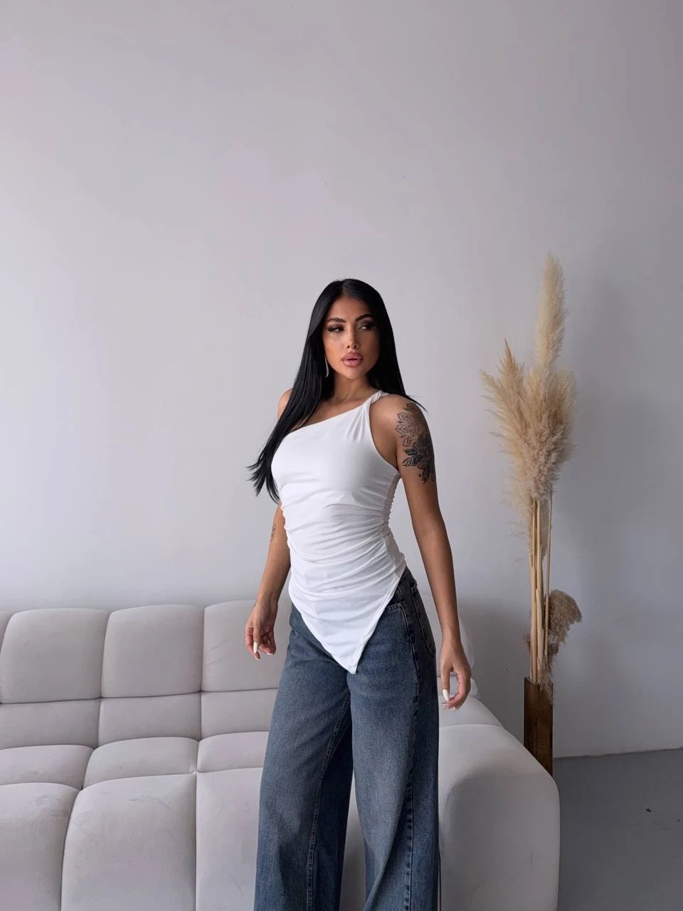 Kadın Beyaz Tek Omuz Asimetrik Kesim Sandy Bluz HZL25S-FRY123241