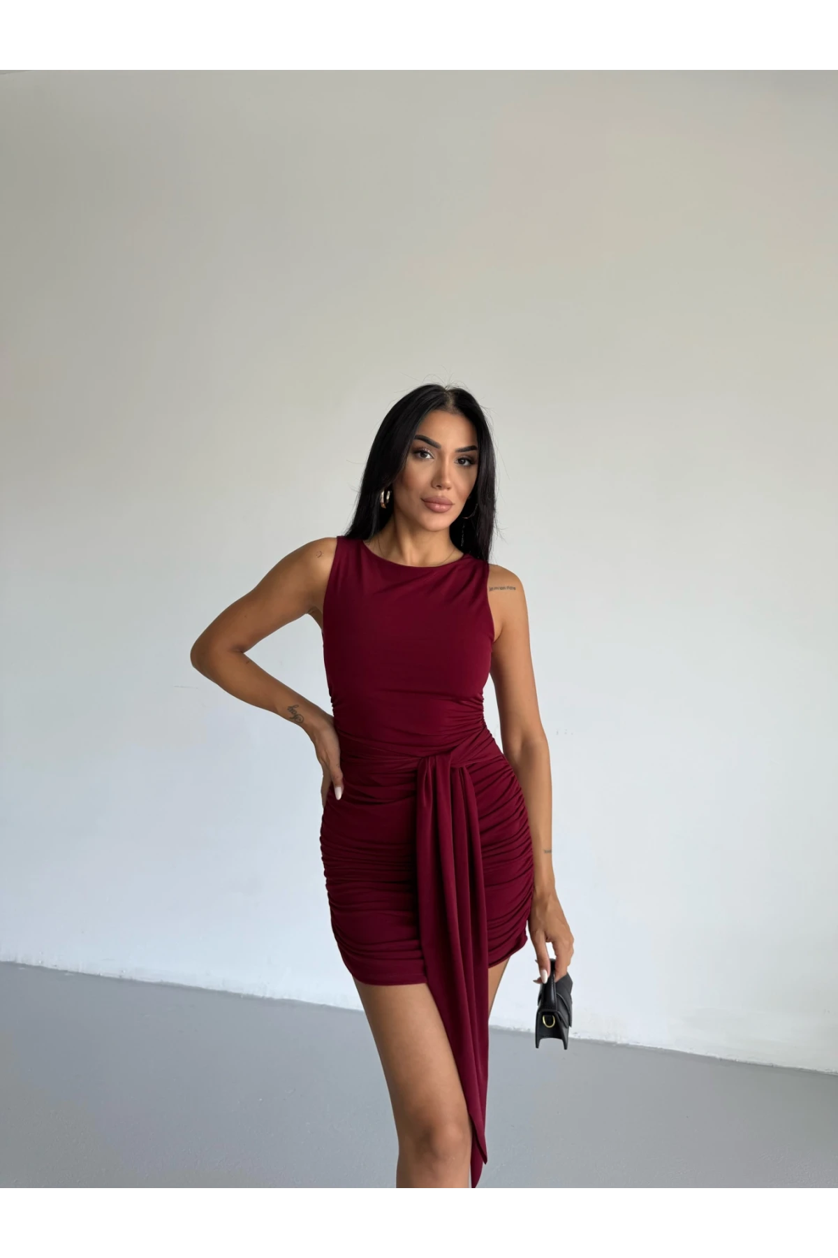 Kadın Bordo Bisiklet Yaka Sıfır Kol Kuşaklı Elbise HZL25S-FRY123221