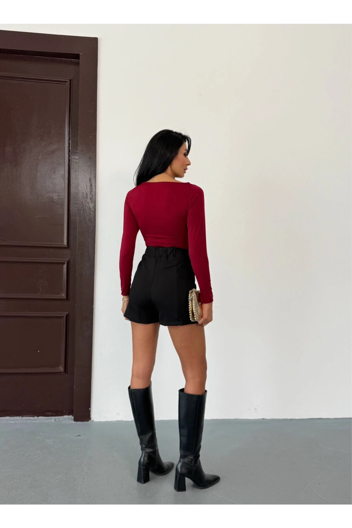 Kadın Bordo Göğüs Dekolteli Metal Detaylı Uzun Kollu Bluz HZL25W-FRY123501