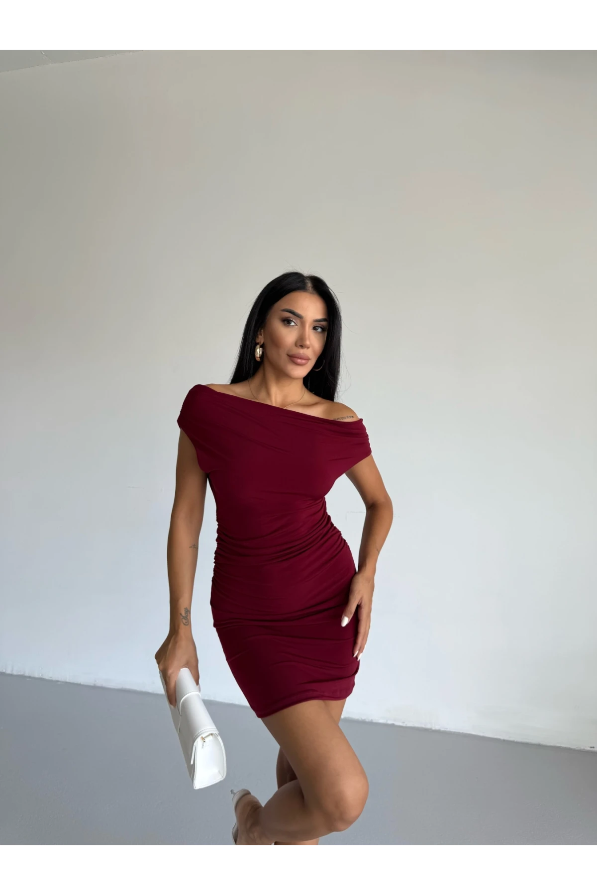 Kadın Bordo Kayık Yaka Yandan Drapeli Mini Elbise HZL25S-FRY123261