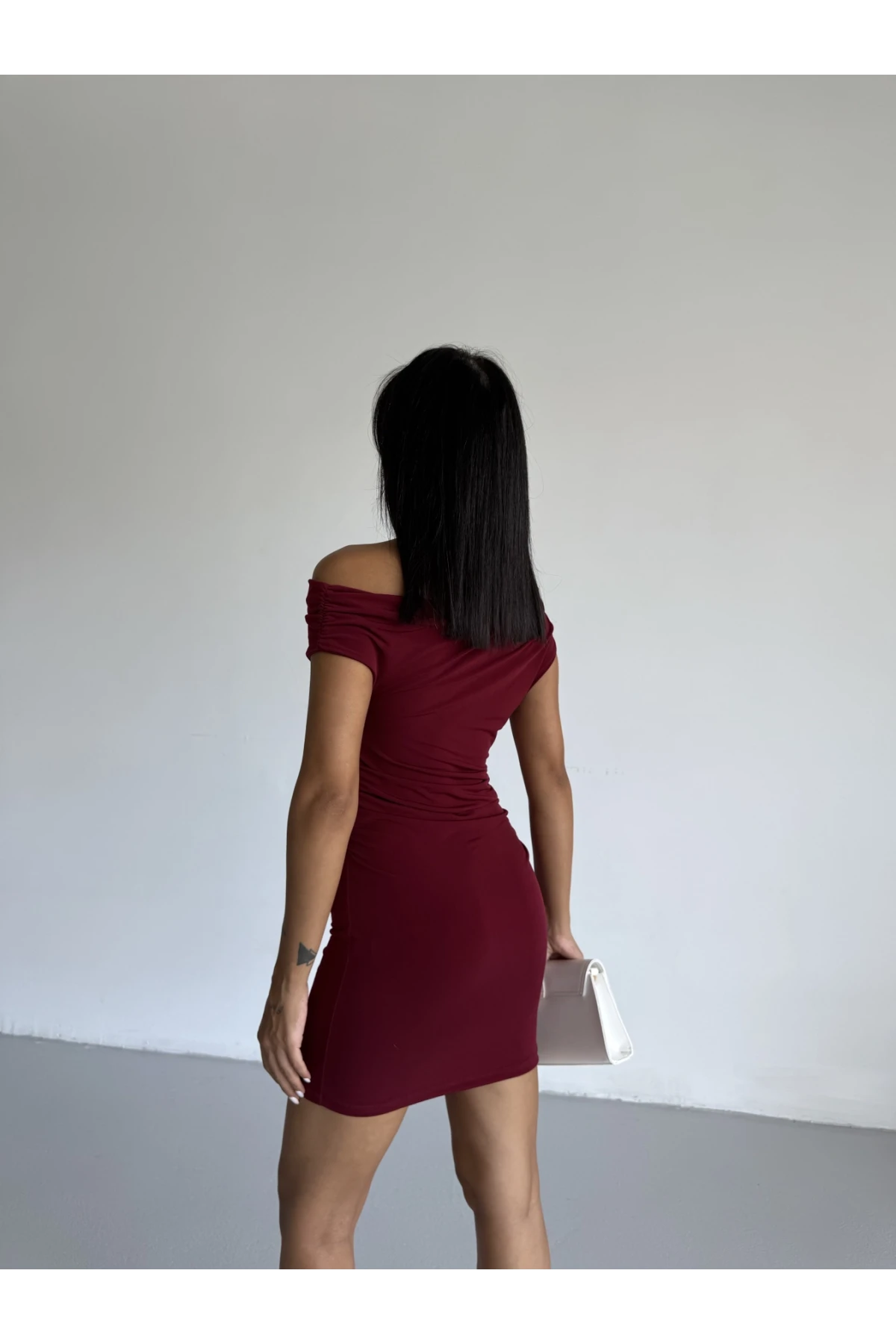 Kadın Bordo Kayık Yaka Yandan Drapeli Mini Elbise HZL25S-FRY123261