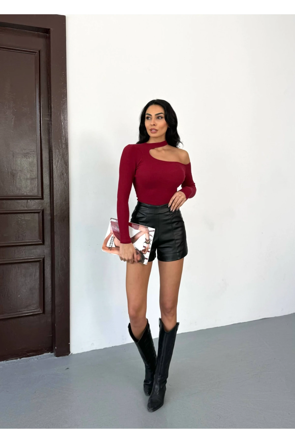 Kadın Bordo Tek Omuz Yırtmaç Detaylı Uzun Kollu Fitilli Kaşkorse Bluz HZL25W-FRY121531