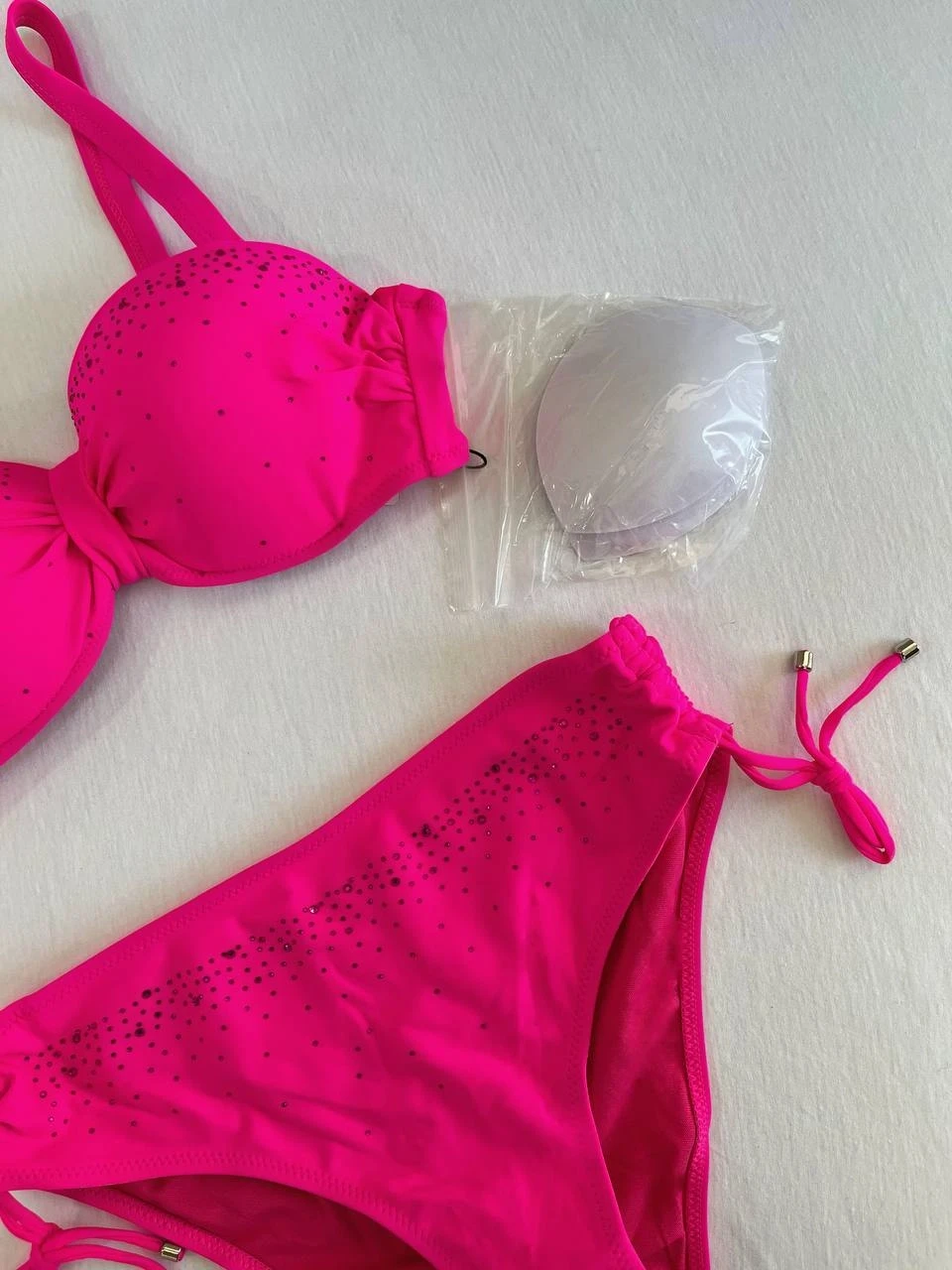 Kadın Fuşya Taş İşlemeli Astarlı Bikini Takım HZL25S-LC3361