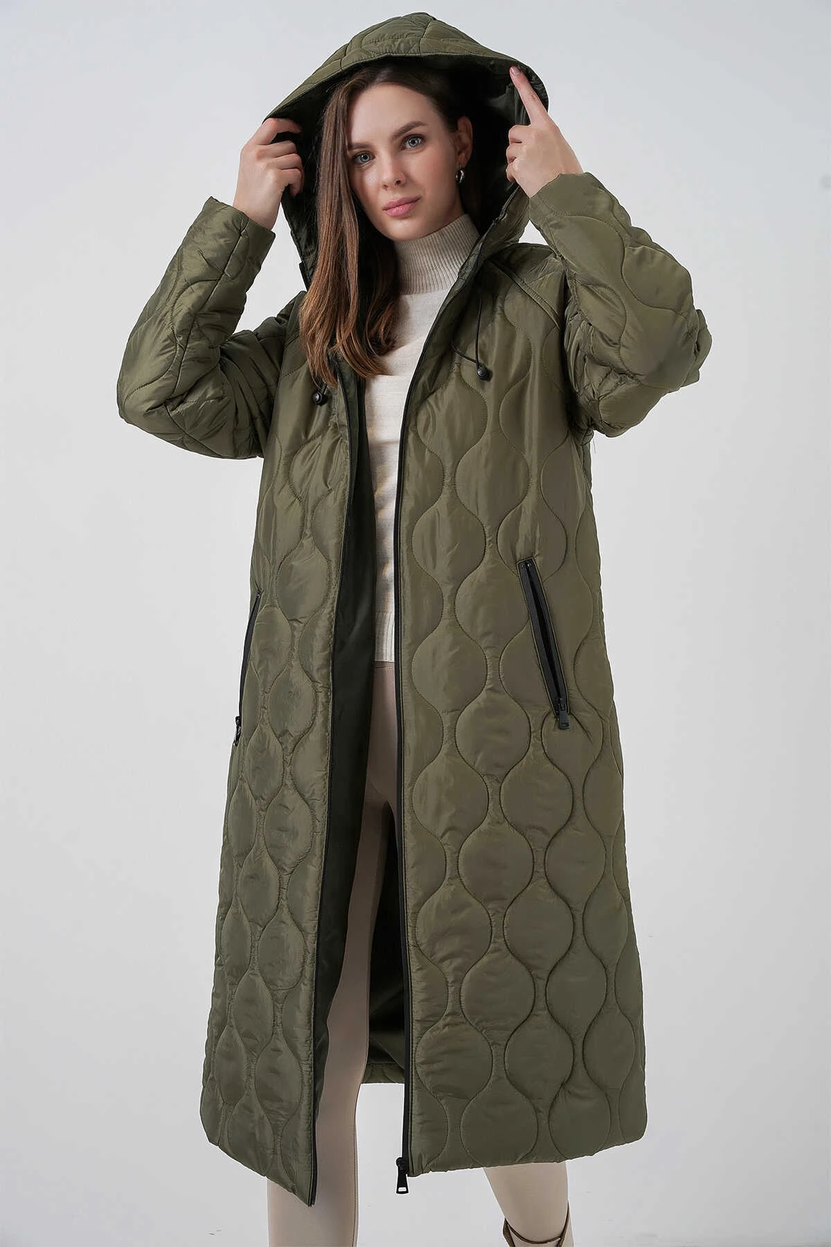 Kadın Haki Kapüşonlu Kapitone Uzun Şişme Mont HZL24W-BD151771