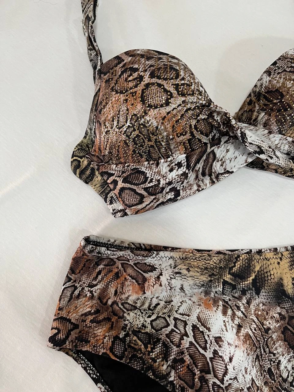 Kadın Kahverengi Leopar Desenli Astarlı Büyük Beden Bikini Takımı HZL25S-LC25006