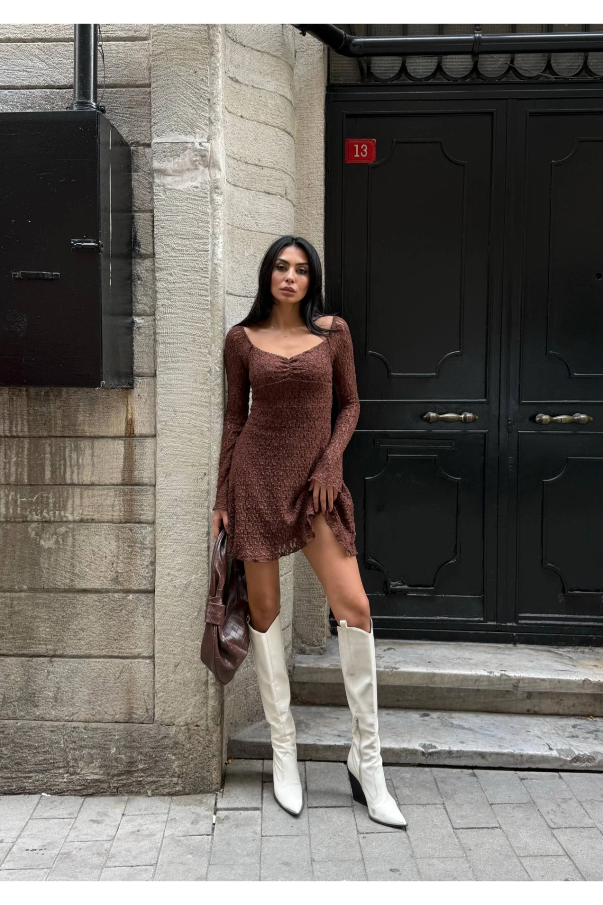 Kadın Kahverengi Uzun Kollu Dantel Detay Astarlı Kloş Elbise HZL25W-FRY123531