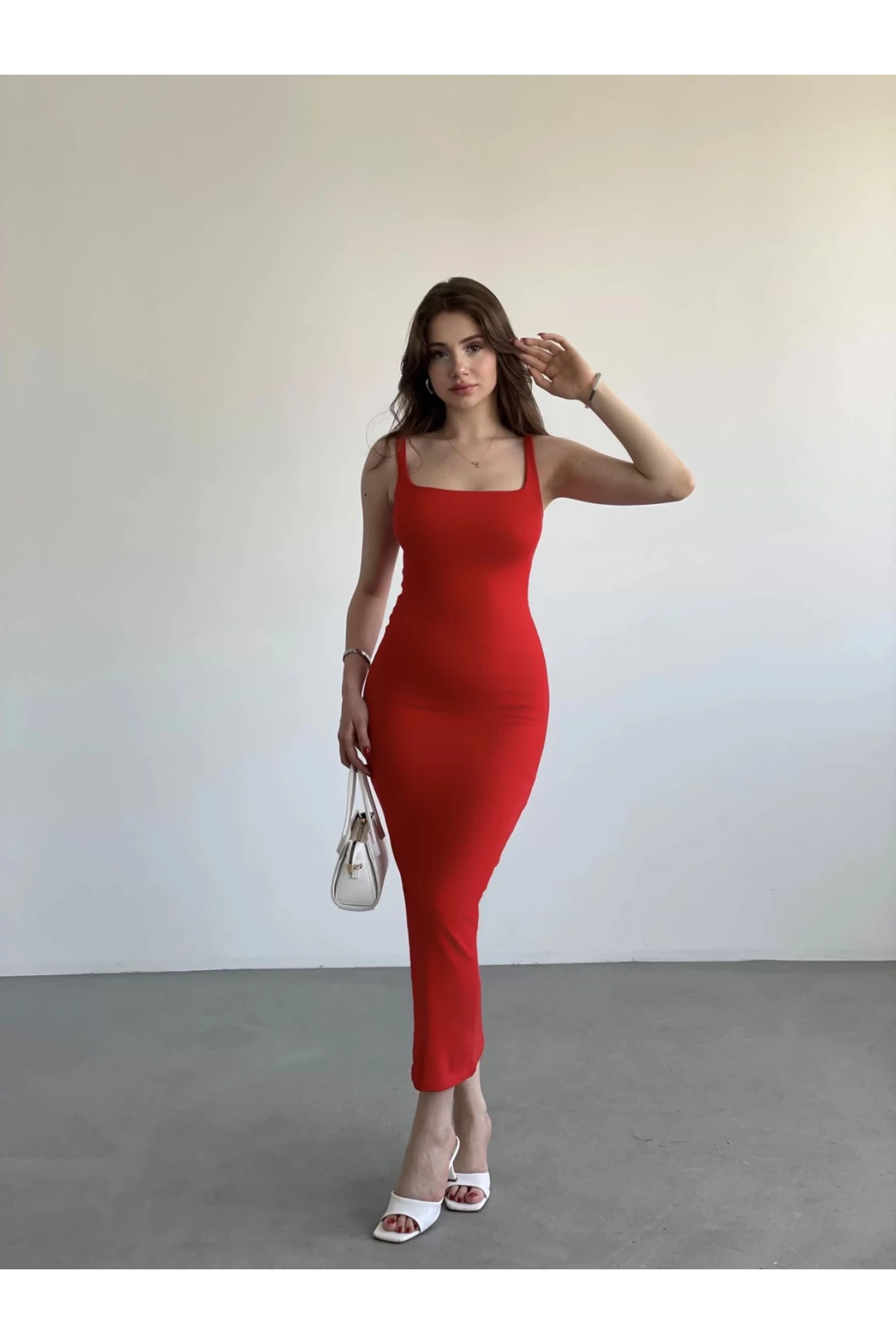 Kadın Kırmızı Askılı Kare Yaka Midi Elbise HZL25S-ZK11621