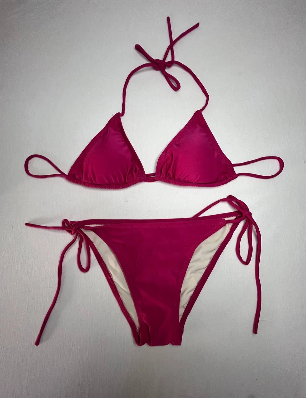 Kadın Koyu Pembe Boyundan İp Bağlamalı Üçgen Bikini Takımı HZL25S-LC5005