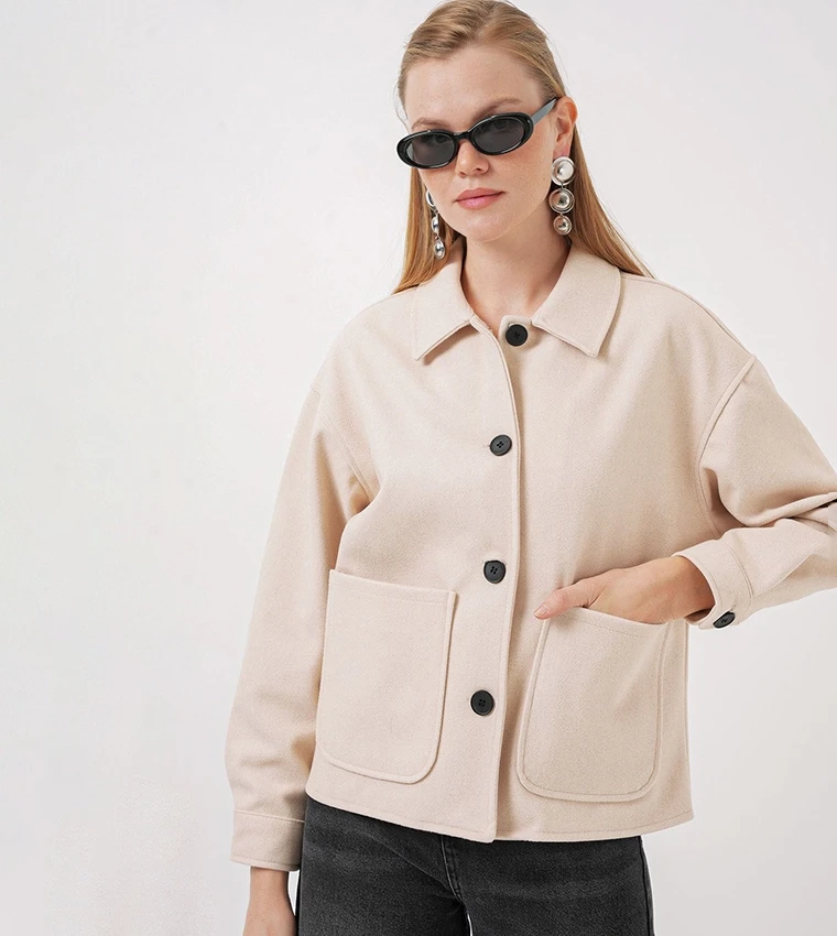 Kadın Krem Düğmeli Cepli Kısa Kaşe Ceket HZL25W-BD107131