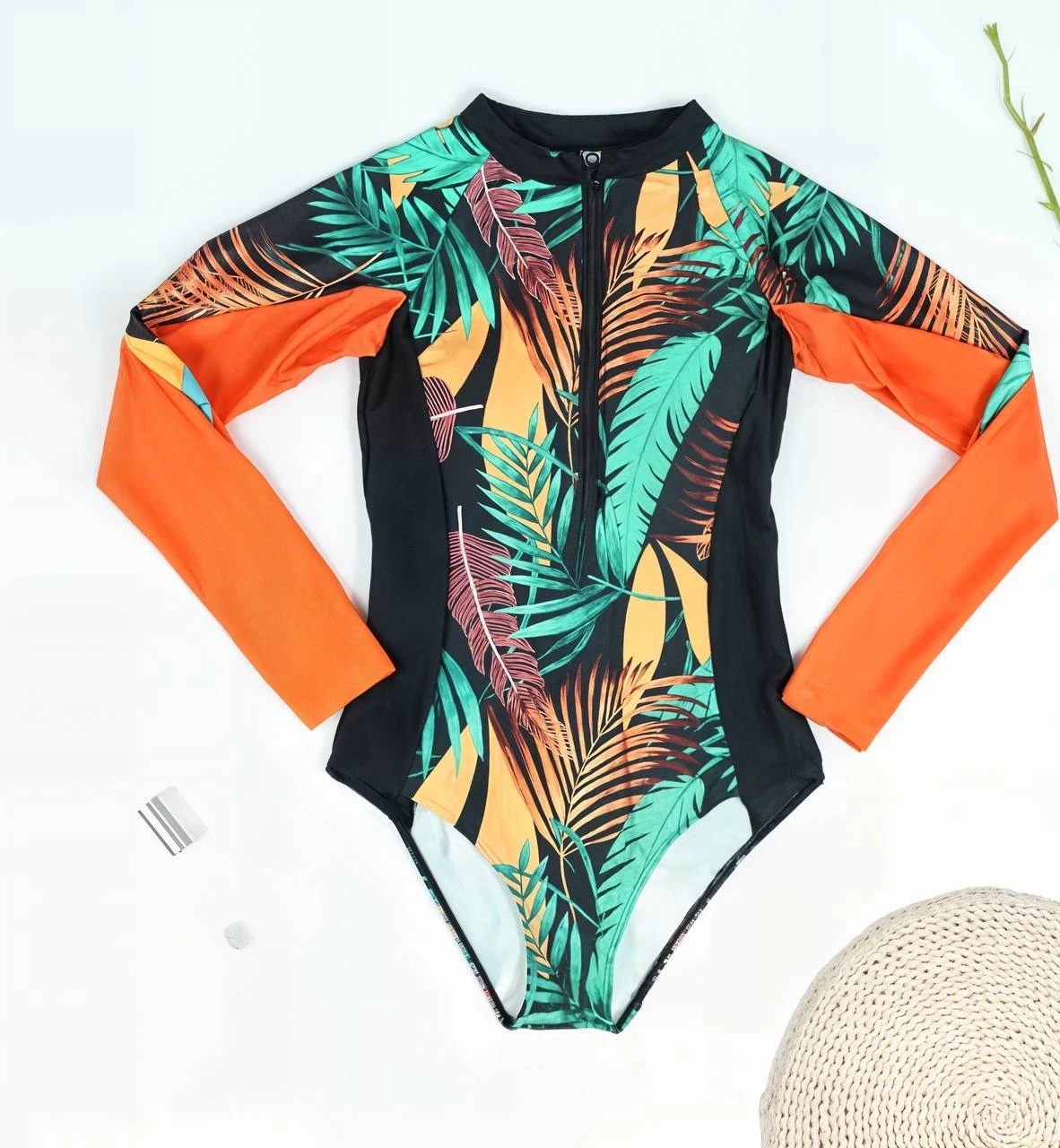 Kadın Lacivert Çok Renkli Tüy Desenli Astarlı Yüzücü Mayo HZL25S-LC908