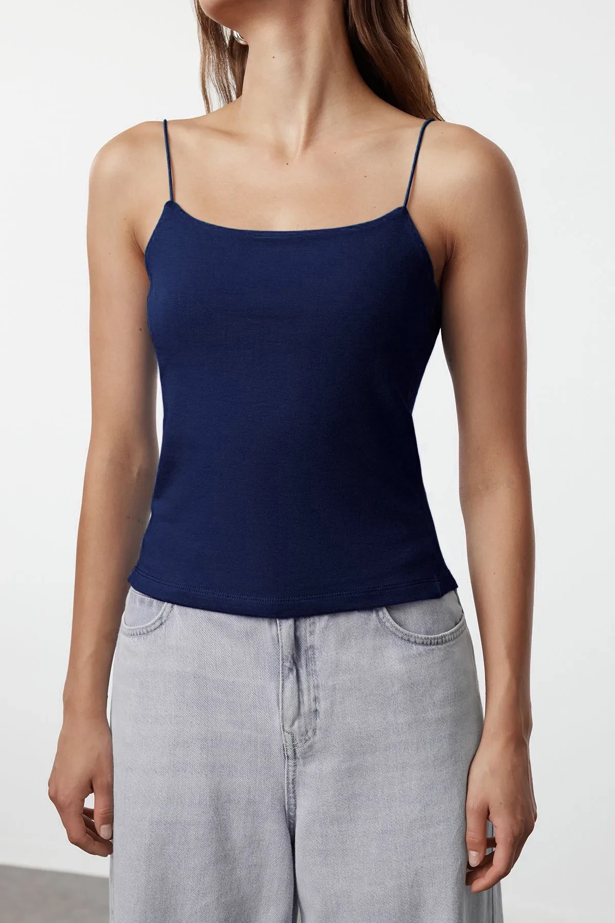 Kadın Lacivert İp Askılı Örme Body Bluz HZL24S-ZK11001