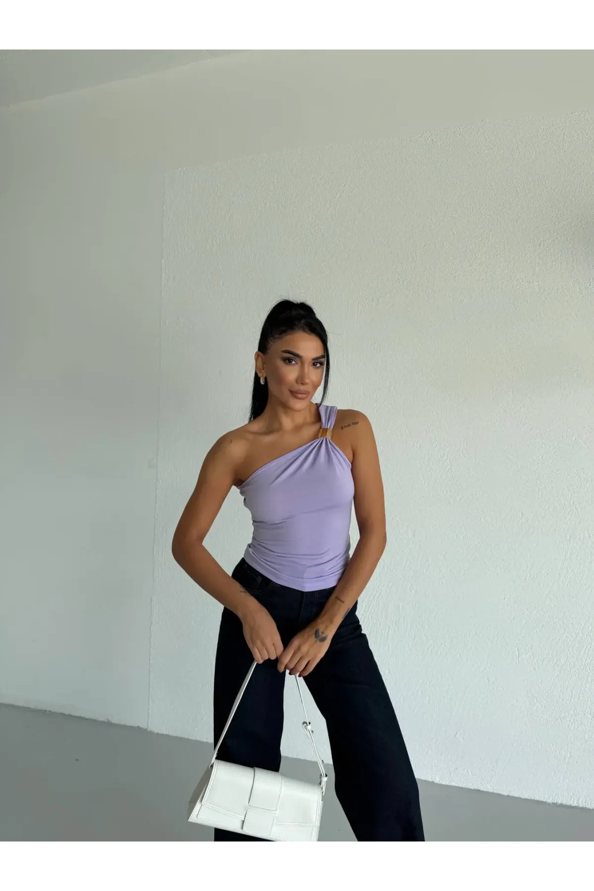 Kadın Lila Tek Omuz Gold Metal Detaylı Sandy Bluz HZL26S-FRY123821