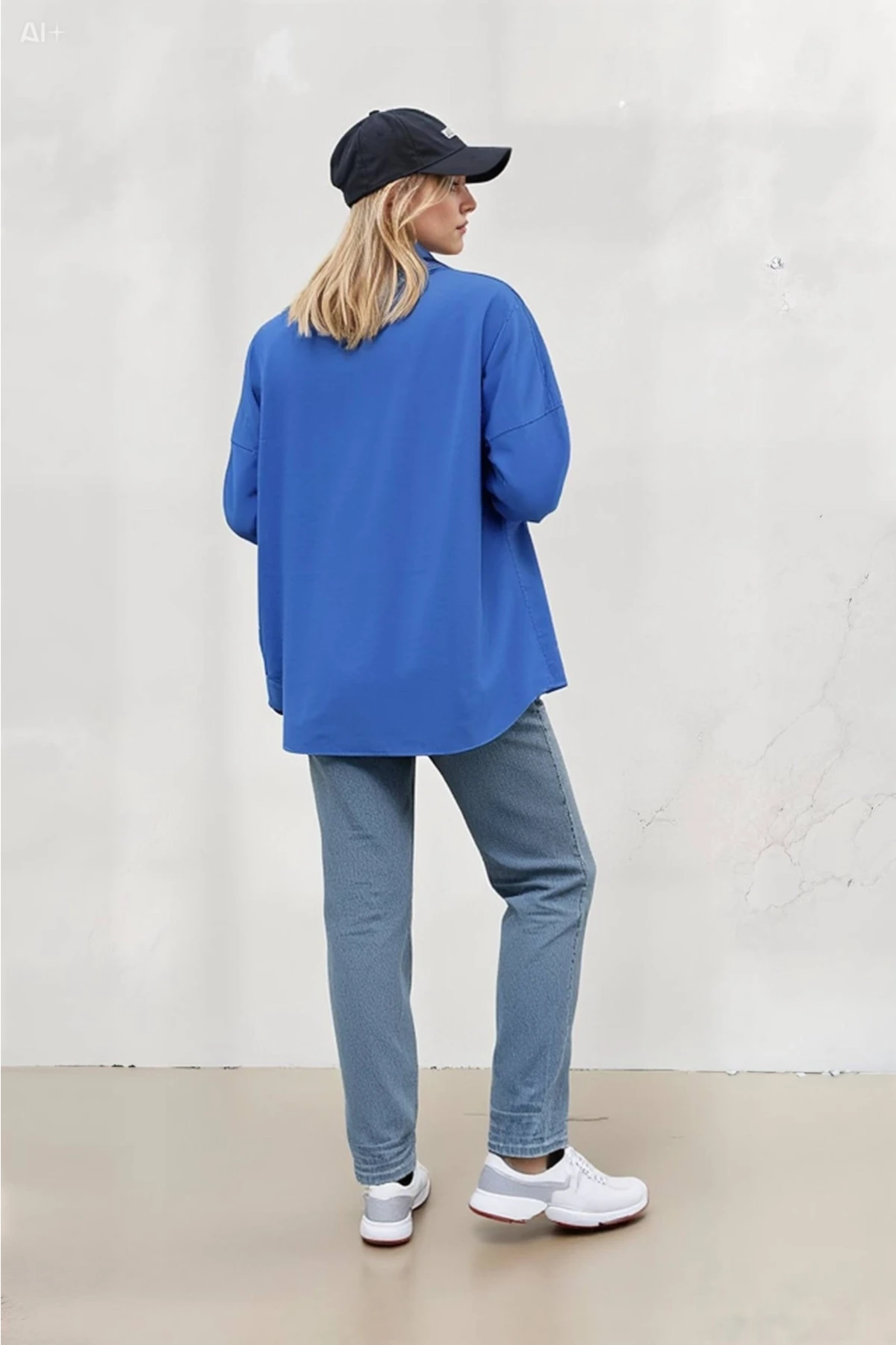 Kadın Mavi Oversize Uzun Basic Gömlek HZL22W-BD139001