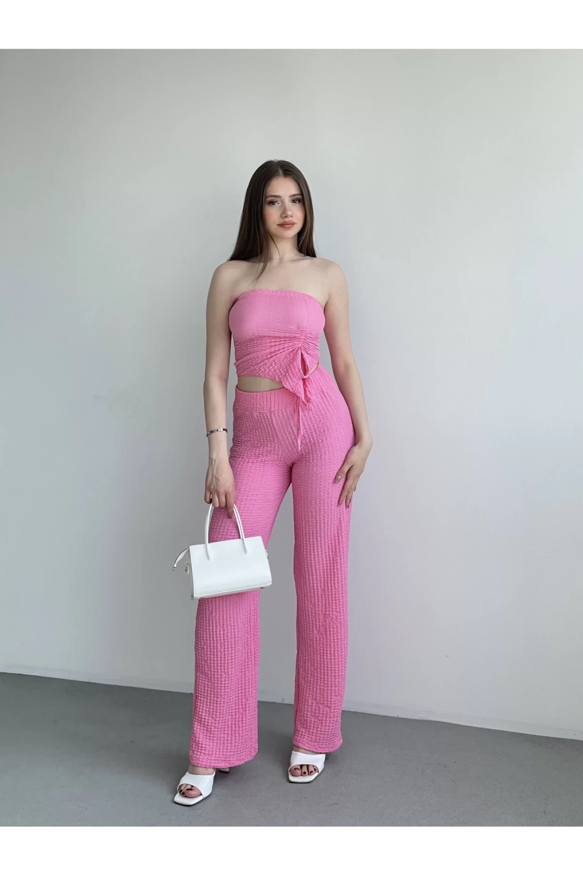 Kadın Pembe Beli Lastilkli Gofre Kumaş Pantolon HZL24S-ZK13261