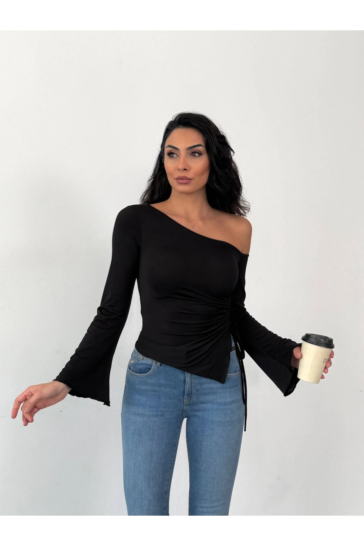 Kadın Siyah Asimetrik Kesim İspanyol Kol Beli Büzgülü Sandy Bluz HZL25W-FRY123591