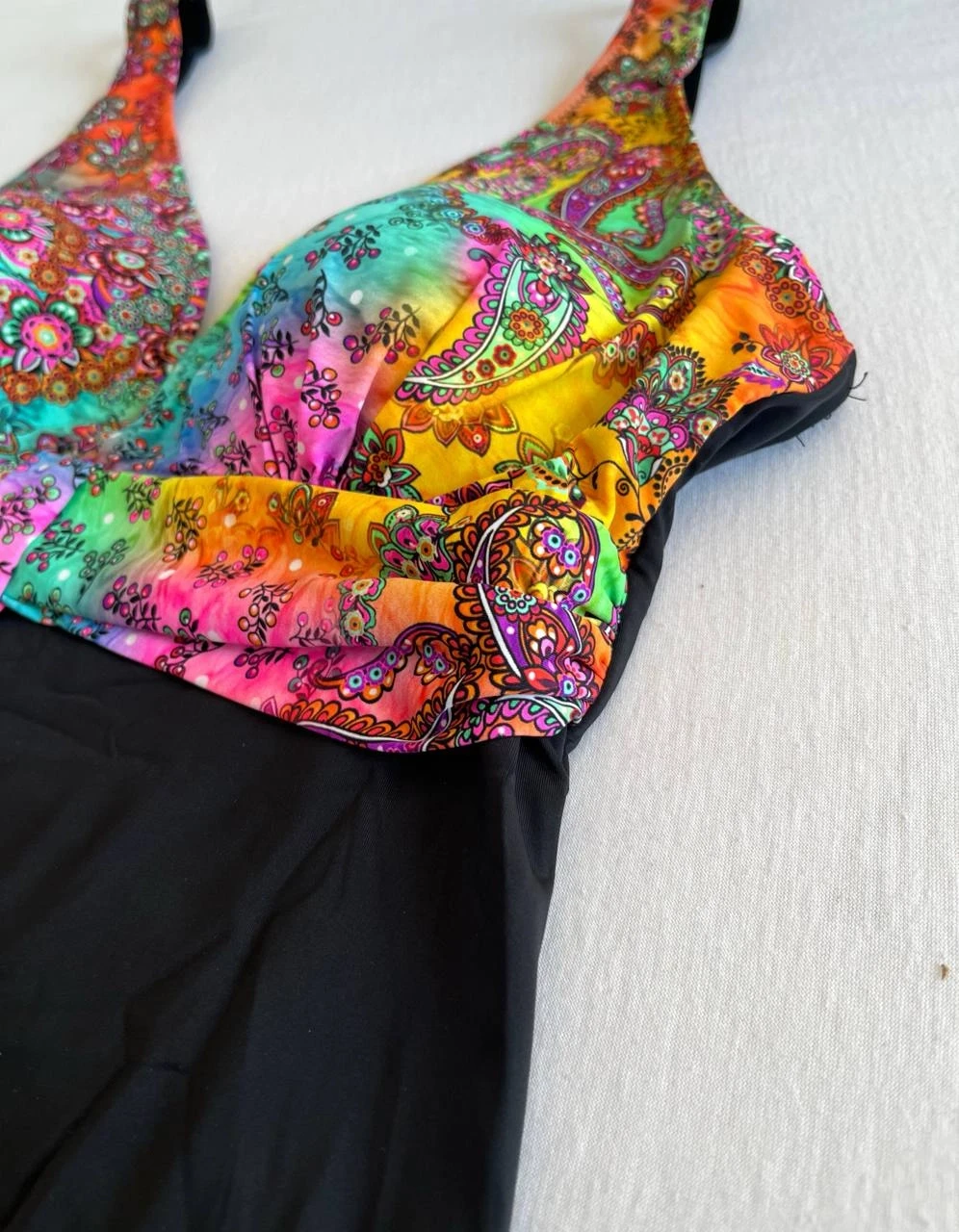 Kadın Siyah Çok Renkli V Yaka Yüzücü Mayo HZL25S-LC4008