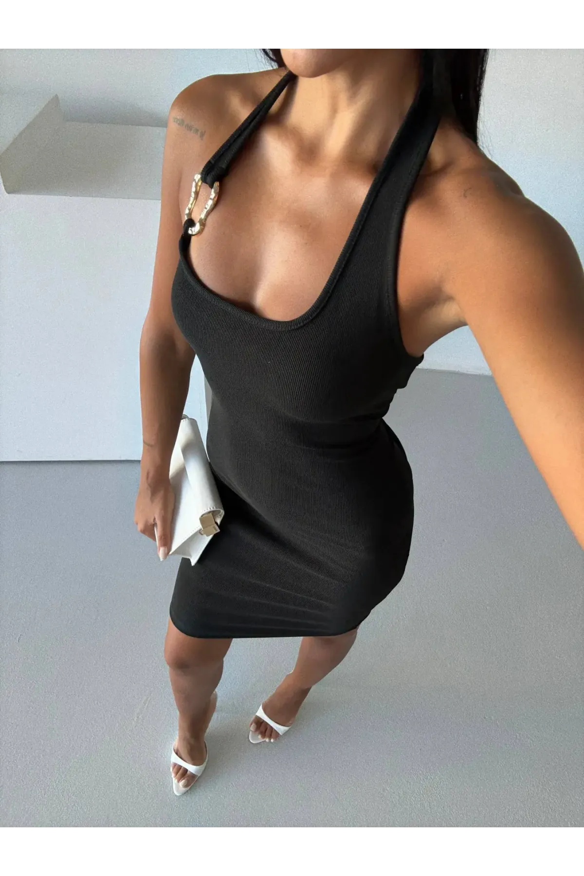 Kadın Siyah Ottoman Kumaş Halter Yaka Toka Detay Elbise HZL26W-FRY123411