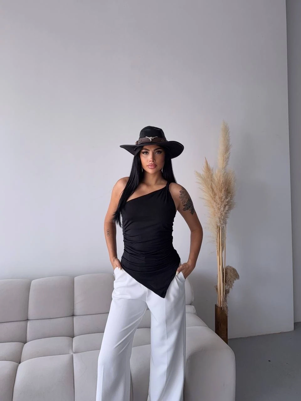 Kadın Siyah Tek Omuz Asimetrik Kesim Sandy Bluz HZL25S-FRY123241