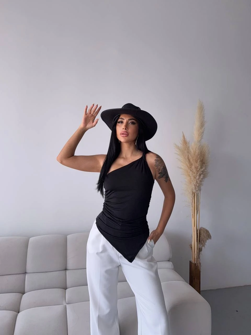 Kadın Siyah Tek Omuz Asimetrik Kesim Sandy Bluz HZL25S-FRY123241