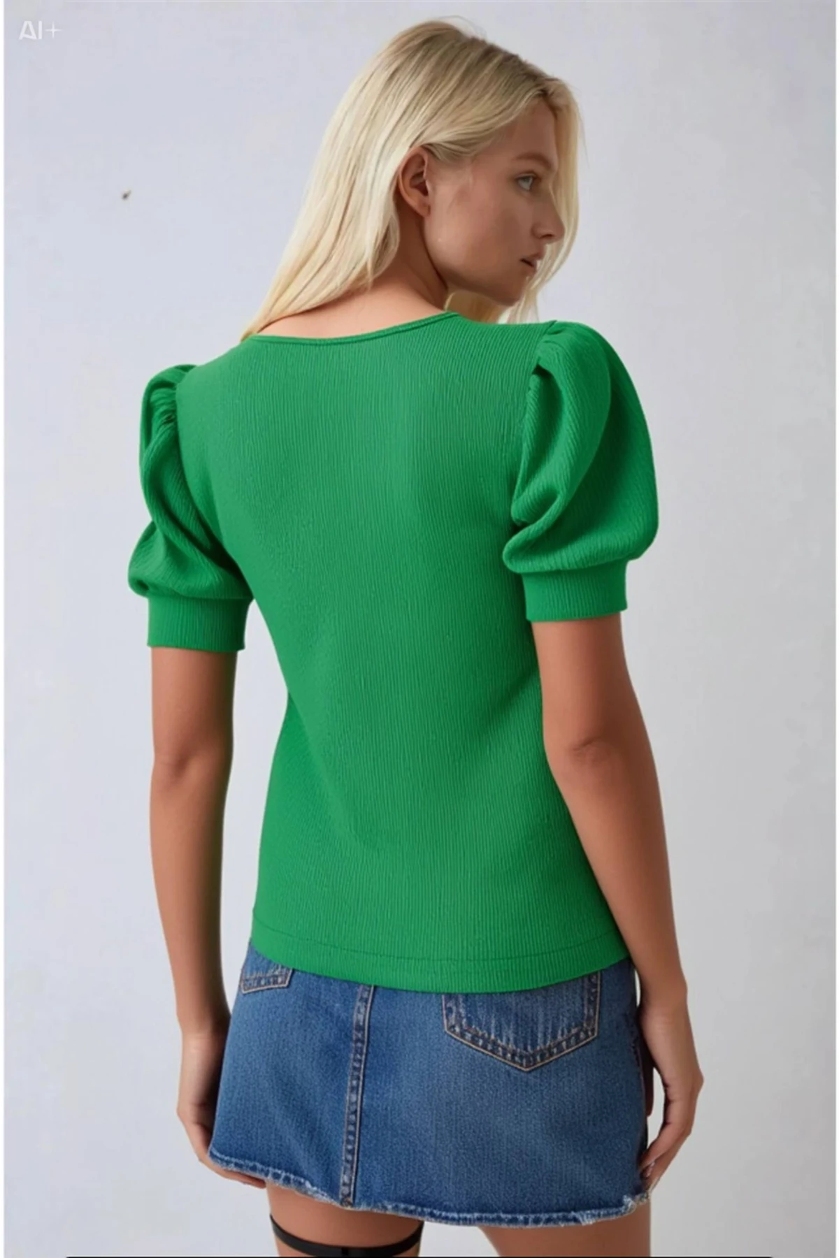 Kadın Yeşil Kare Yaka Örme Bluz HZL22W-BD104091