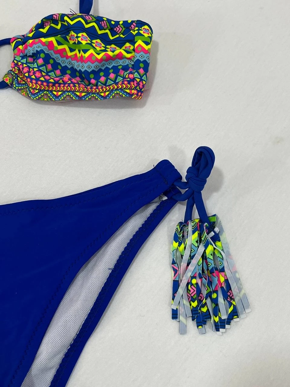 Kız Çocuk Mavi Çok Renkli  İp Detaylı Astarlı 4-12 Yaş Üçgen Bikini Takım HZL24S-LC1904