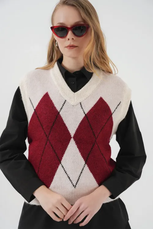 15914 V Yaka Triko Süveter - Kırmızı