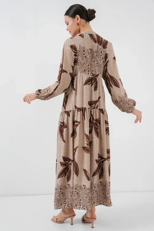 2423 Otantik Desenli Tesettür Elbise - F.Bej