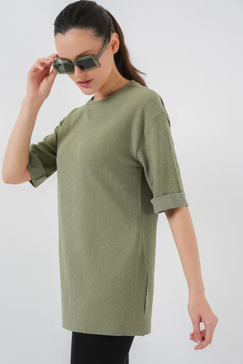 4332 Yanı Yırtmaçlı Örme Tişört - Çağla