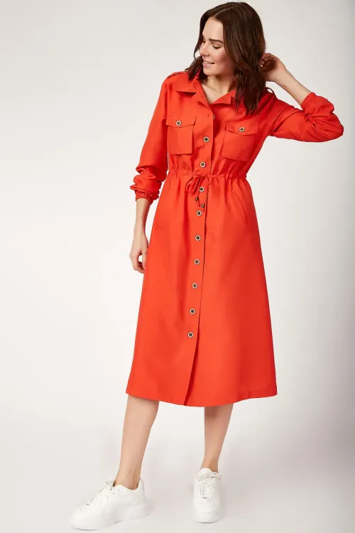 5671 ÖNÜ BOYDAN DÜĞMELİ TESETTÜR TRENHCOAT - Nar