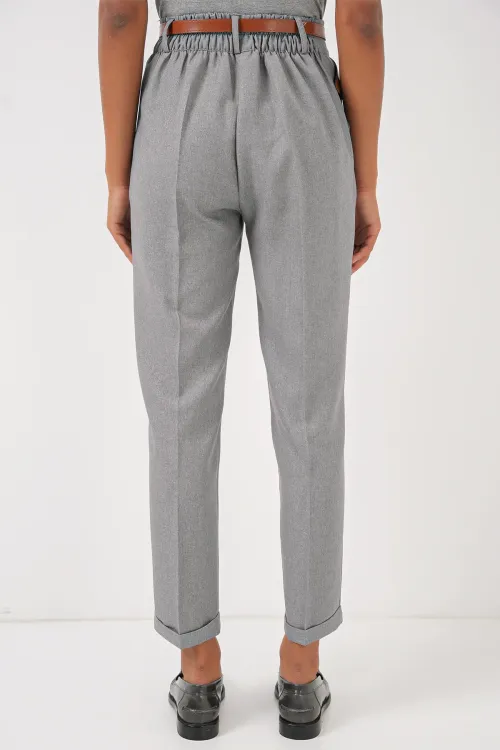 6686 Kadın Pileli Kemerli Kumaş Pantolon - Gri