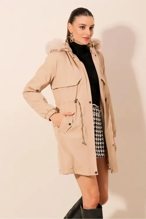 9129 Kapüşonlu Suni Kürklü Kaban - Bej